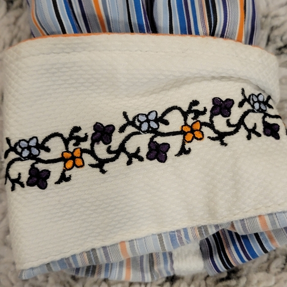 Robert Graham SZ M Multicolor Striped Button Down Shirt Embroidered Flip Cuffs - Picture 7 of 11